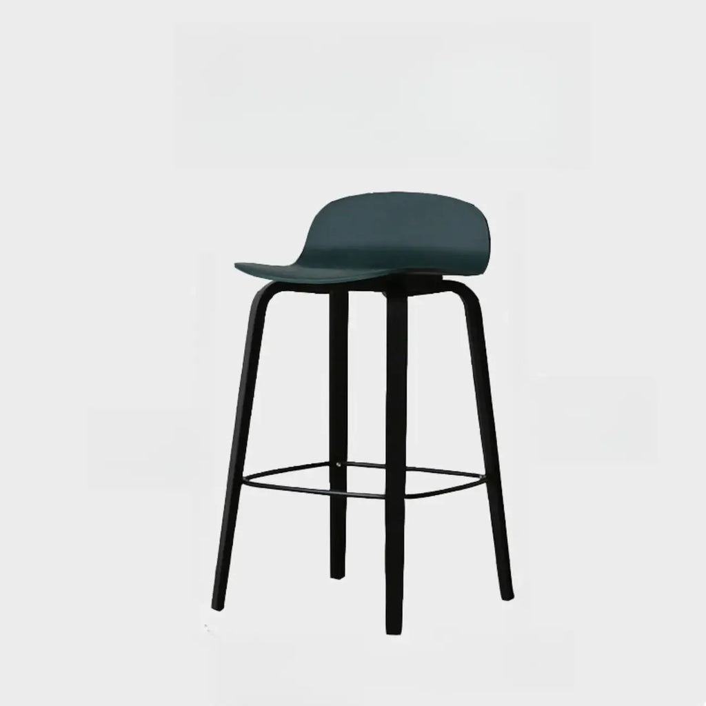 Tabourets de bar minimalistes en bois avec repose-pieds pour la cuisine