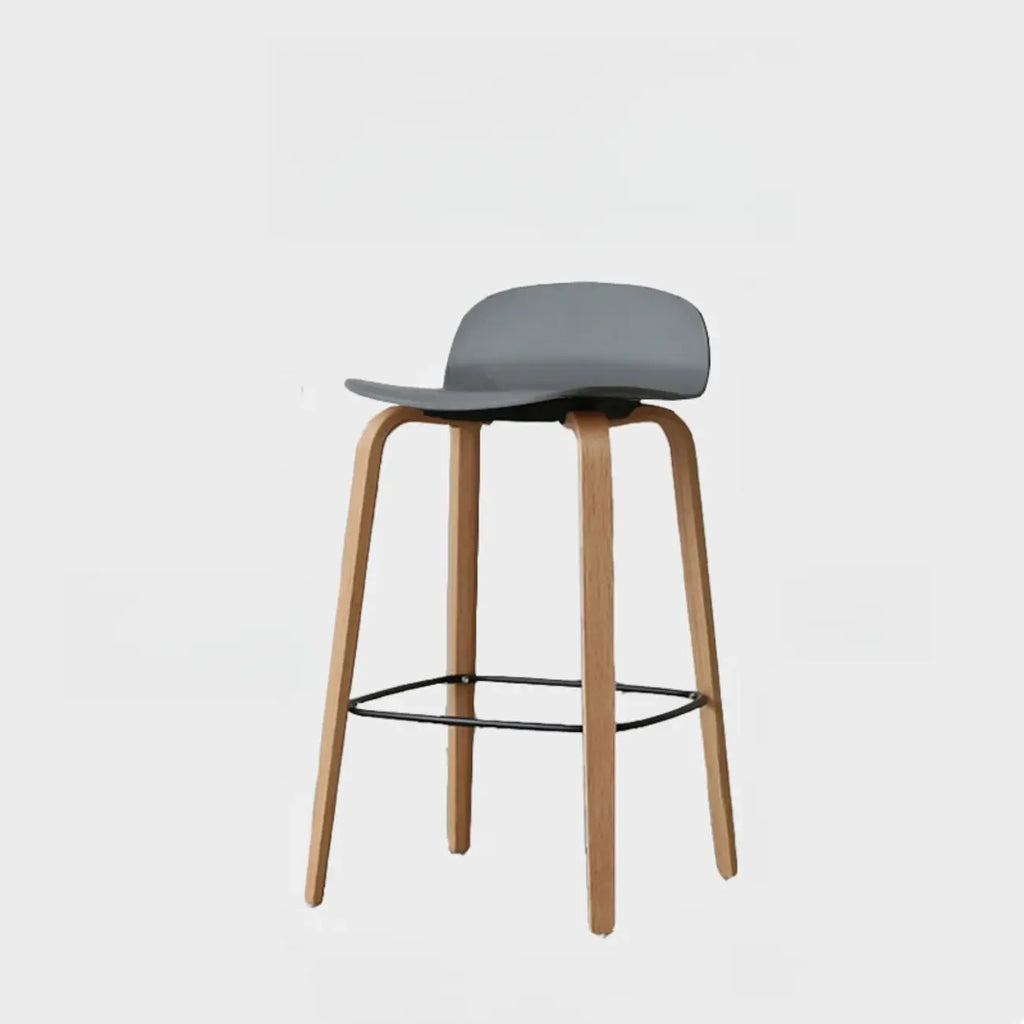 Tabourets de bar minimalistes en bois avec repose-pieds pour la cuisine