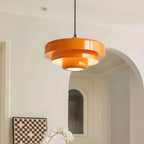 Suspension design en fer blanc à étages pour salon