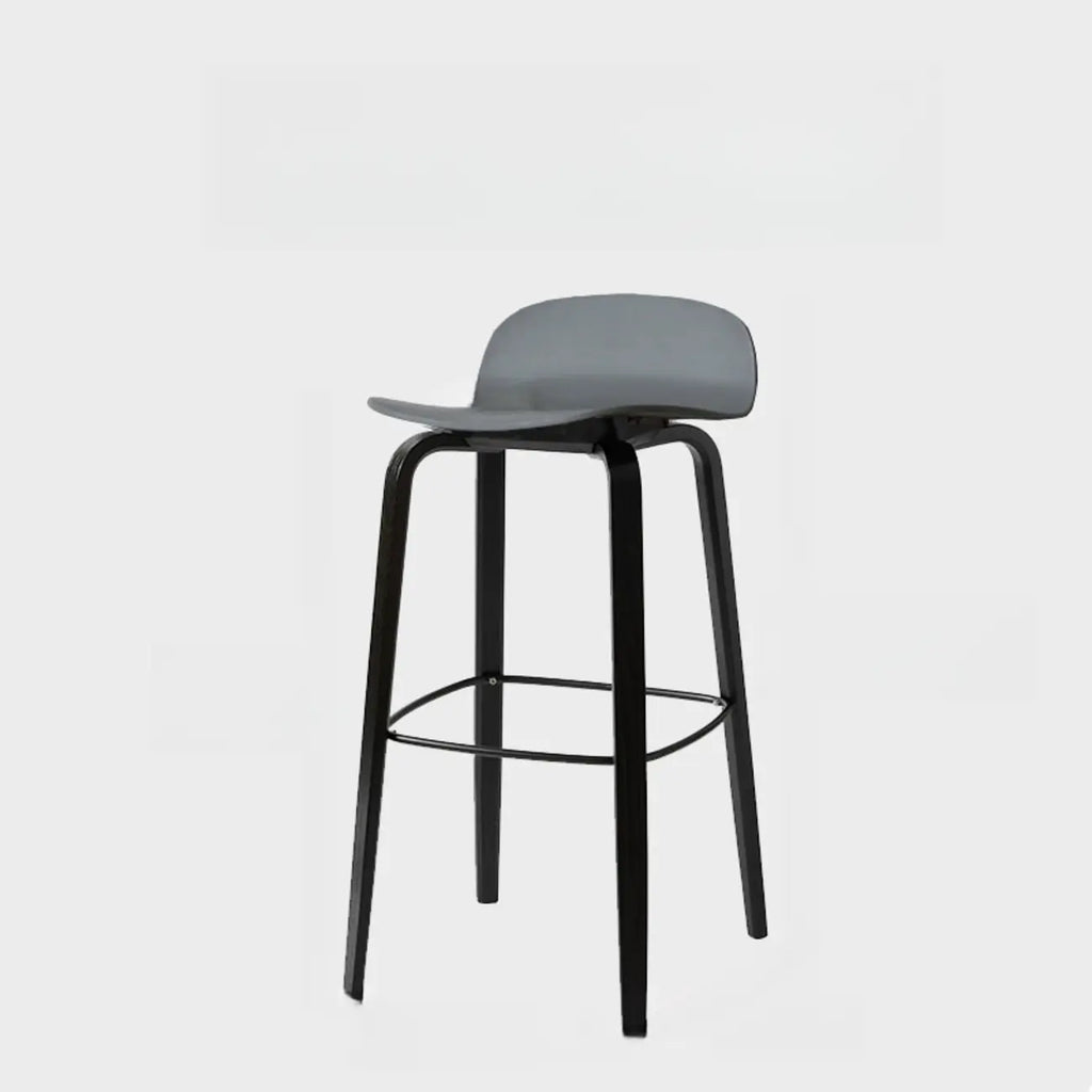 Tabourets de bar minimalistes en bois avec repose-pieds pour la cuisine