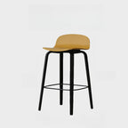 Tabourets de bar minimalistes en bois avec repose-pieds pour la cuisine