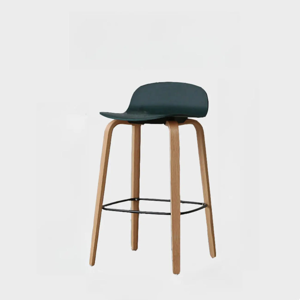Tabourets de bar minimalistes en bois avec repose-pieds pour la cuisine