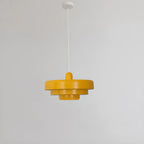 Suspension design en fer blanc à étages pour salon