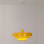 Suspension design en fer blanc à étages pour salon