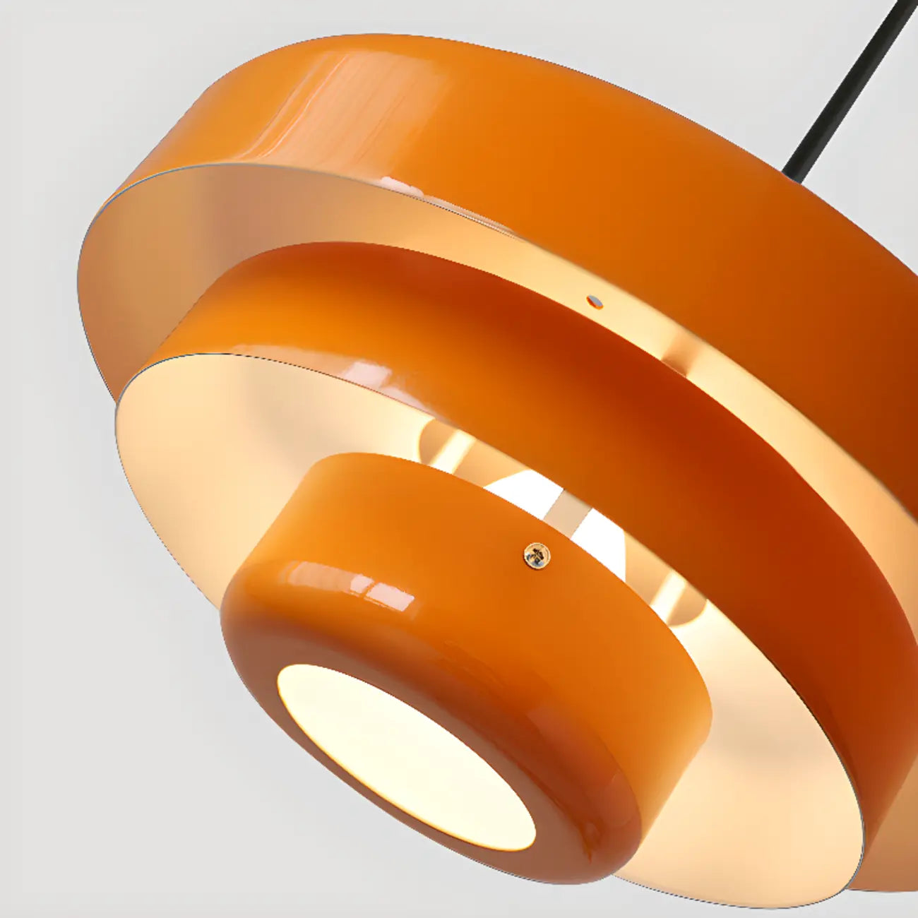 Suspension design en fer blanc à étages pour salon