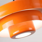 Suspension design en fer blanc à étages pour salon