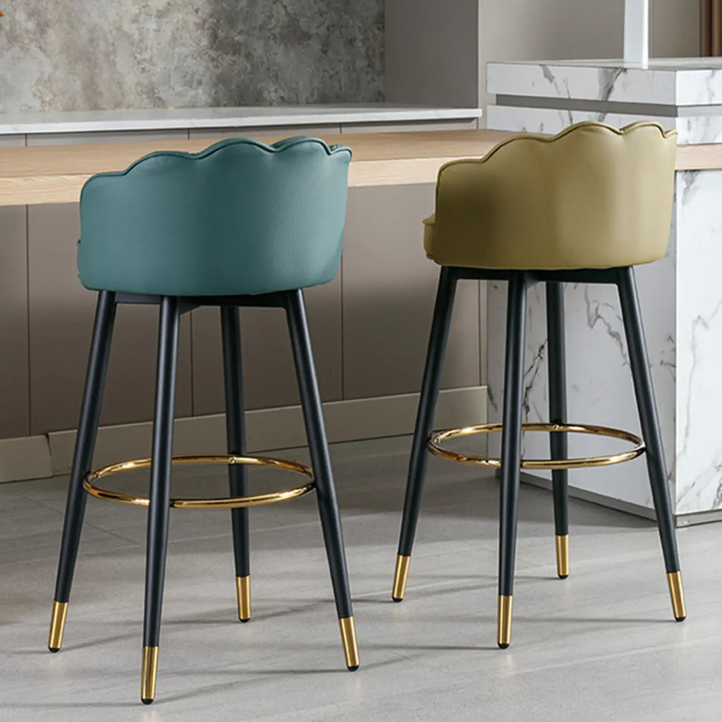 Sgabello da bar in pelle girevole a 360° altezza bancone