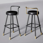 Tabouret de bar minimaliste en métal noir et cuir rembourré