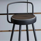 Tabouret de bar minimaliste en métal noir et cuir rembourré