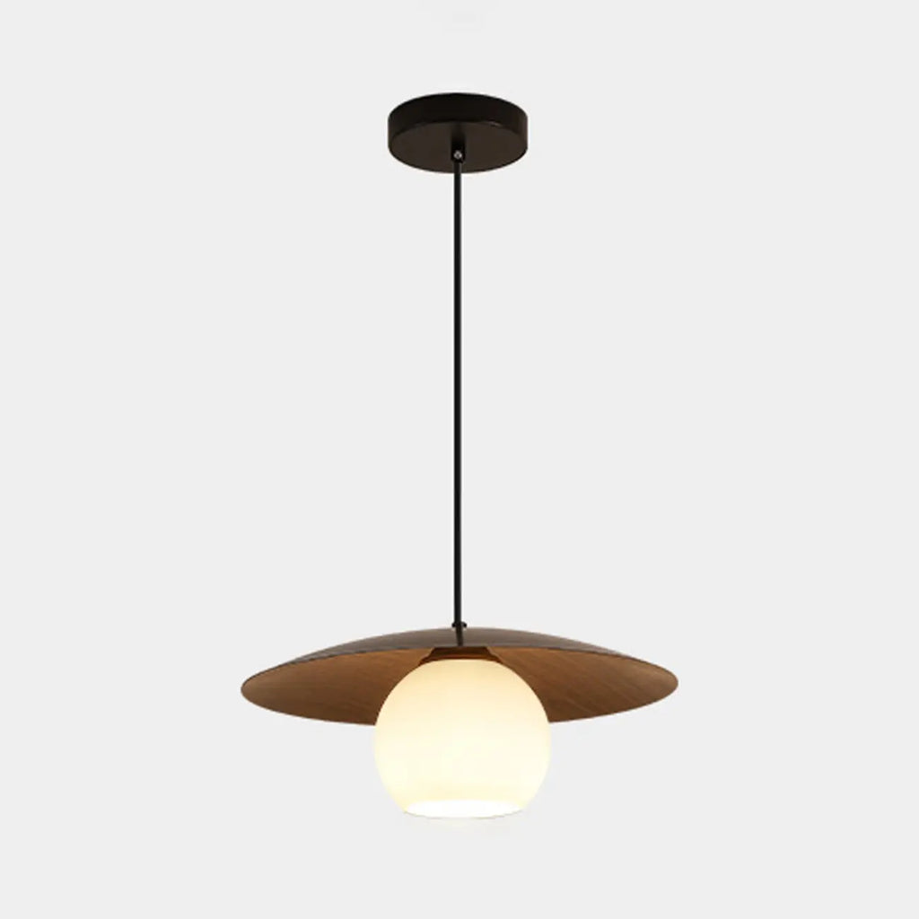 Suspension minimaliste en verre blanc avec disque métallique pour salon