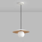 Suspension minimaliste en verre blanc avec disque métallique pour salon