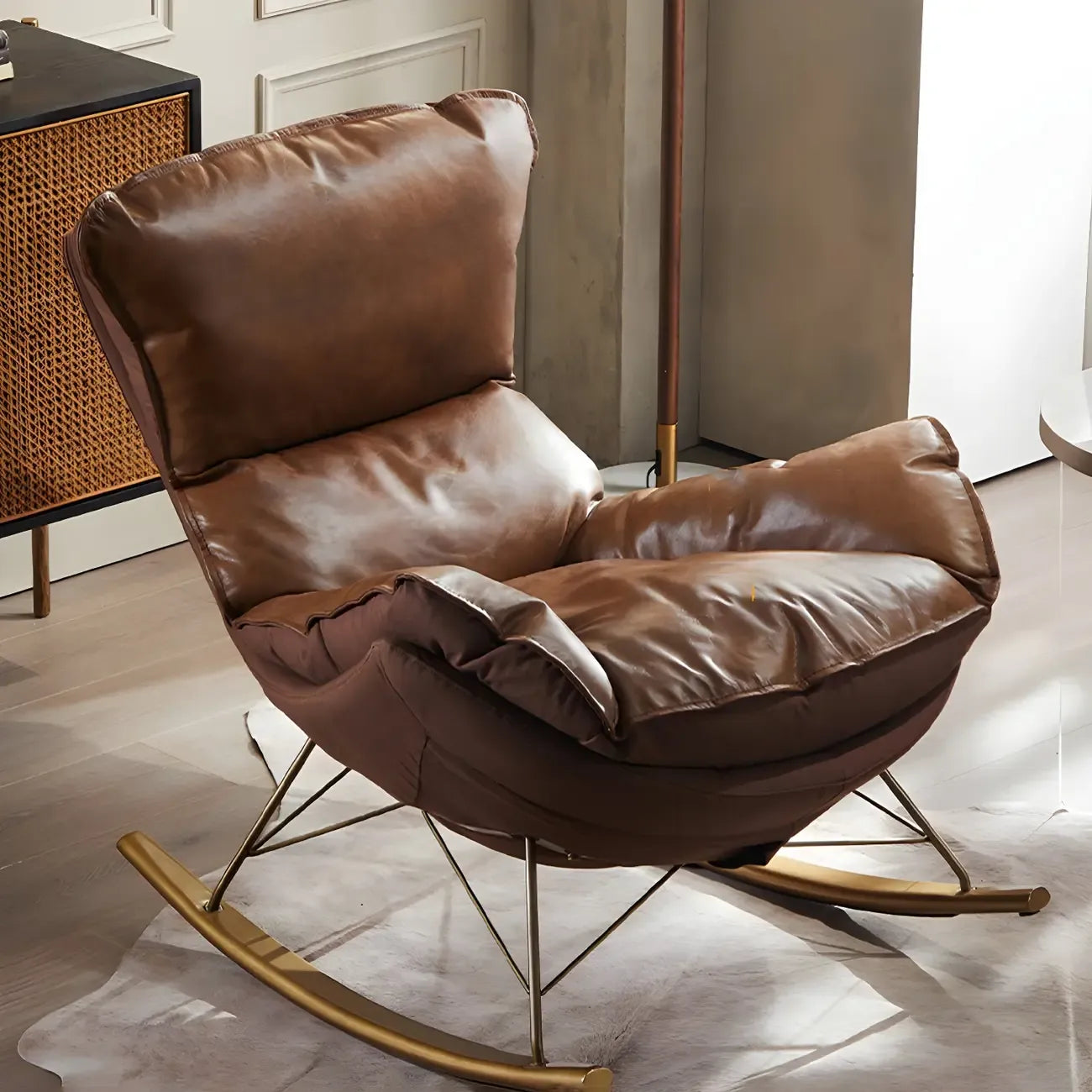 Fauteuil à bascule moderne marron rembourré avec repose-pieds pour intérieur