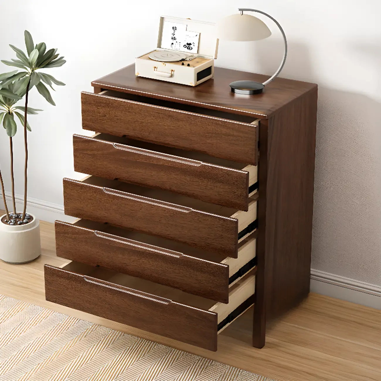 Commode contemporaine en bois laqué à 5 tiroirs