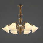 Lustre classique en laiton à motif floral pour salon, avec abat-jour beige
