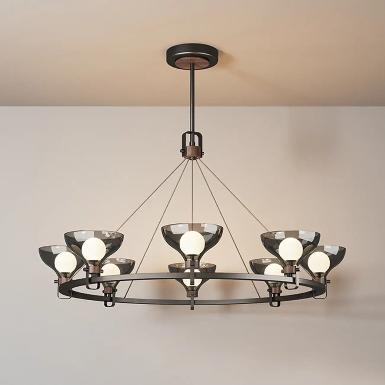 Lustre industriel en métal noir avec abat-jour en verre gris