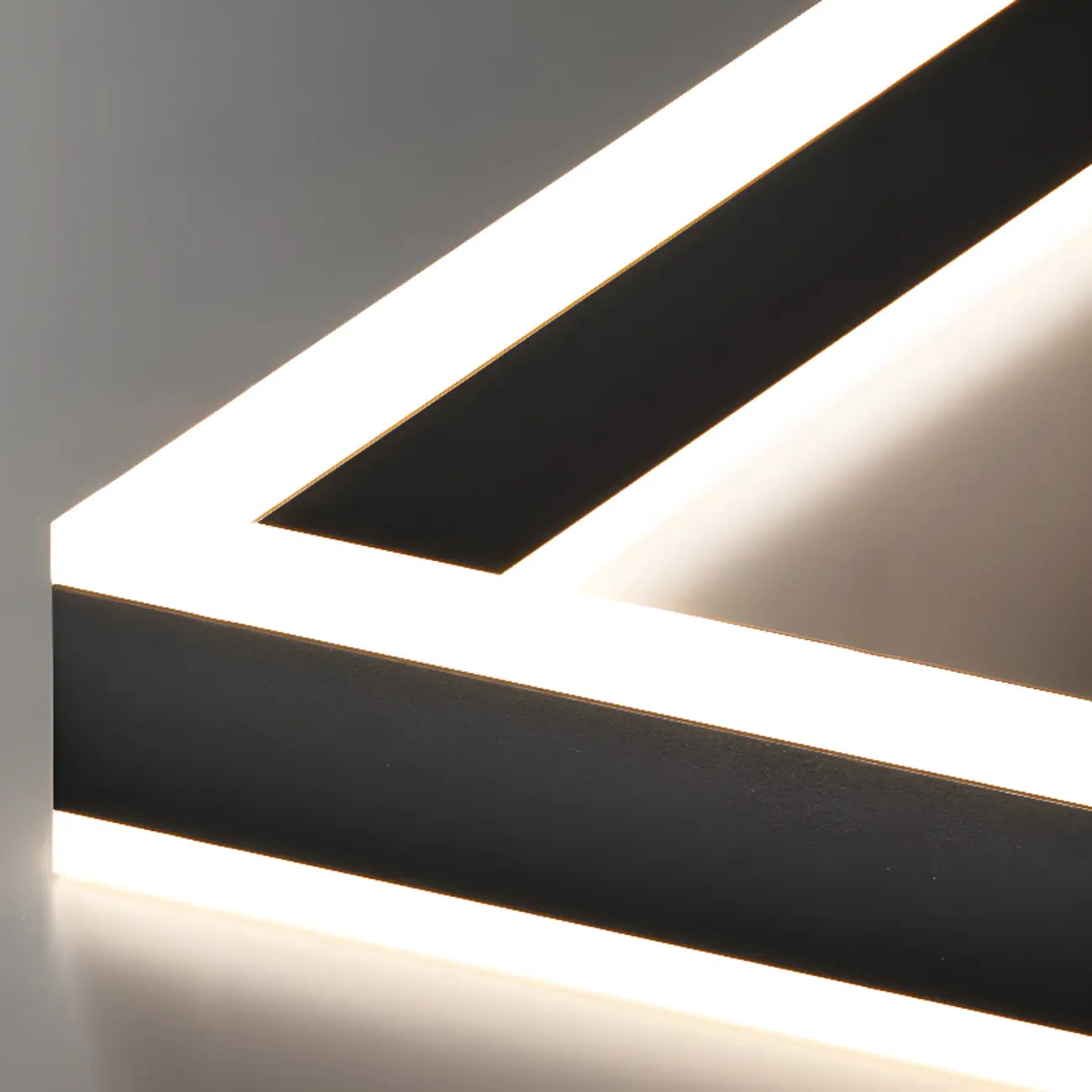 Lustre moderne linéaire carré à 3 niveaux avec LED à intensité variable