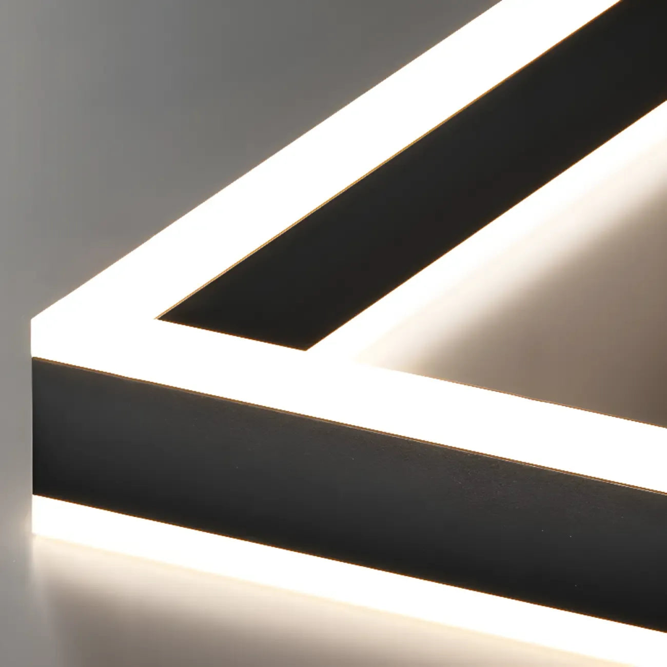 Lustre moderne linéaire carré à 3 niveaux avec LED à intensité variable