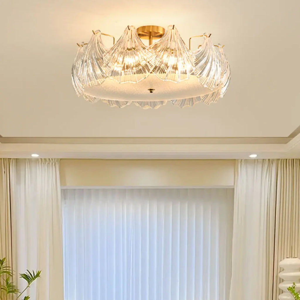Plafonnier de luxe pour salon avec abat-jour en verre en forme de coquillage