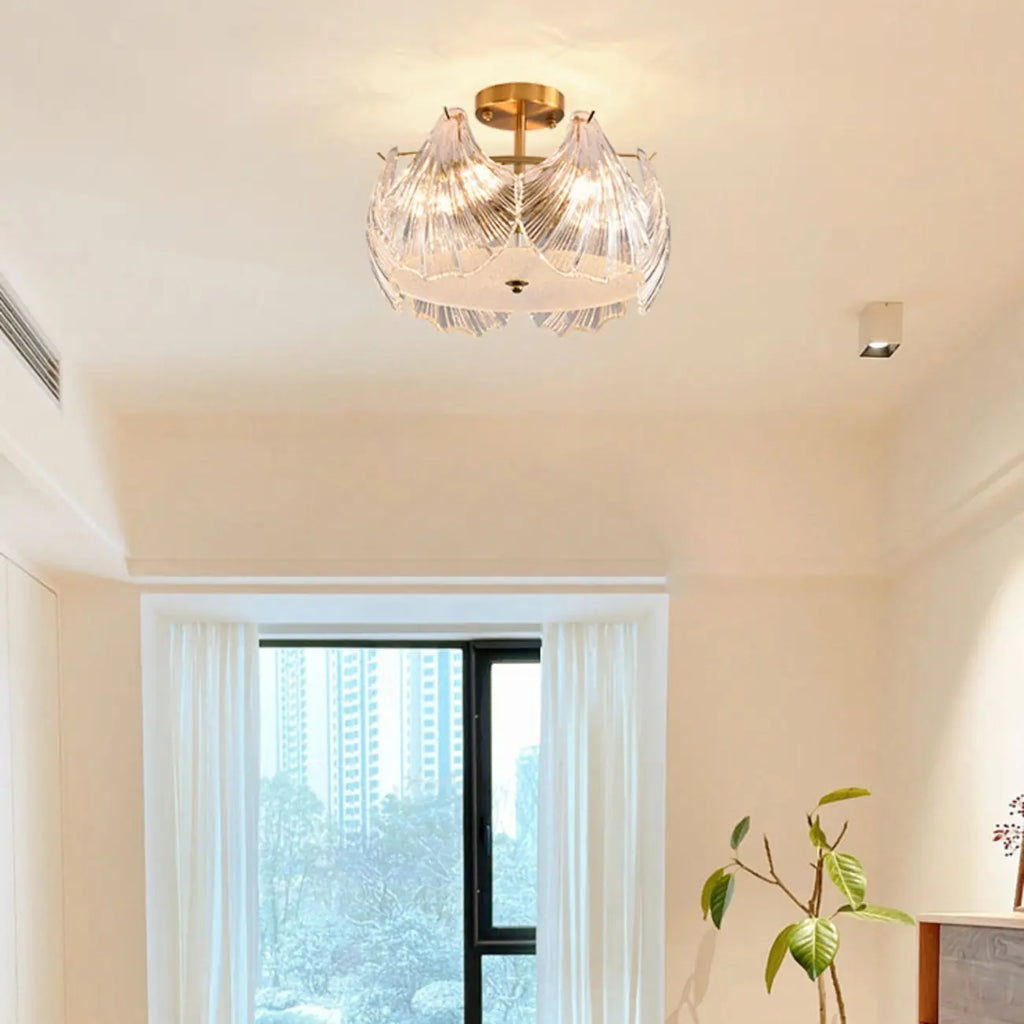 Plafonnier de luxe pour salon avec abat-jour en verre en forme de coquillage