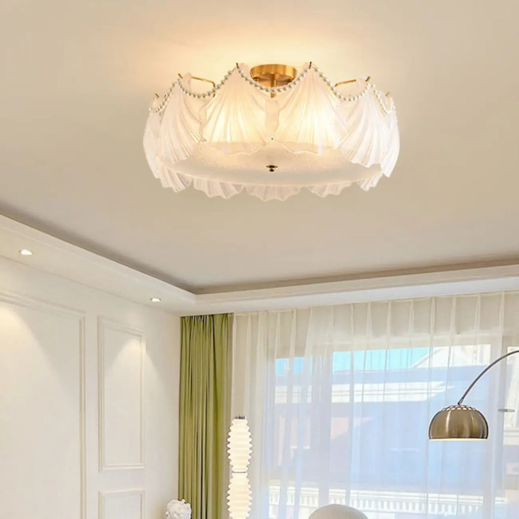 Plafonnier de luxe pour salon avec abat-jour en verre en forme de coquillage