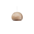 Suspension minimaliste en bois avec boule ronde pour salle à manger