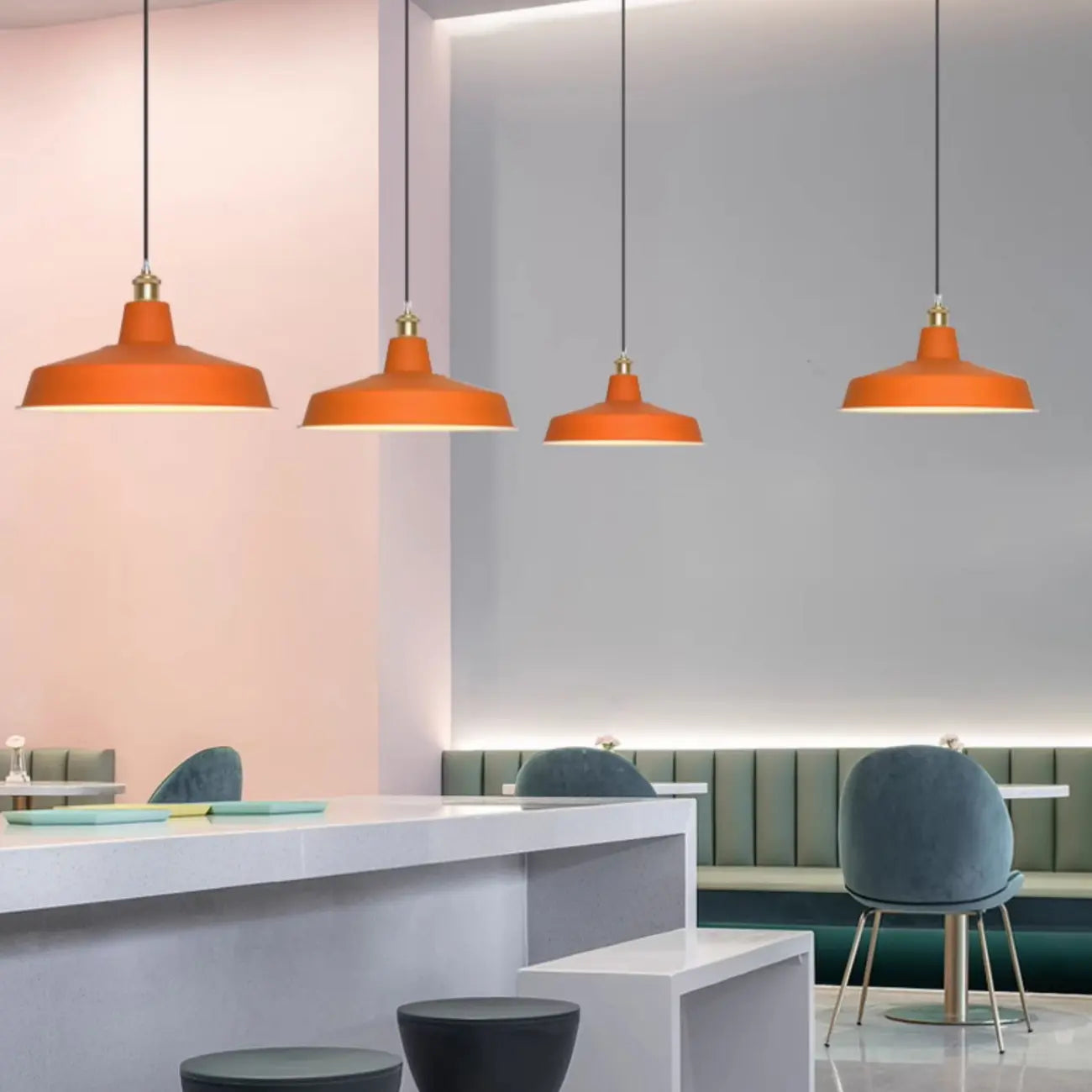 Lampada a Sospensione Industriale Arancione in Metallo per Sala da Pranzo