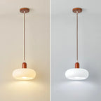 Suspension moderne en verre blanc avec accent en bois massif