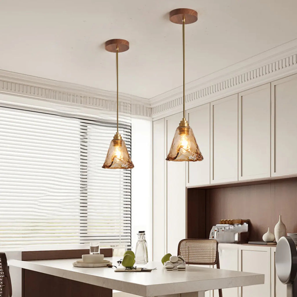 Suspension moderne en verre ambré à effet ondulé pour salle à manger