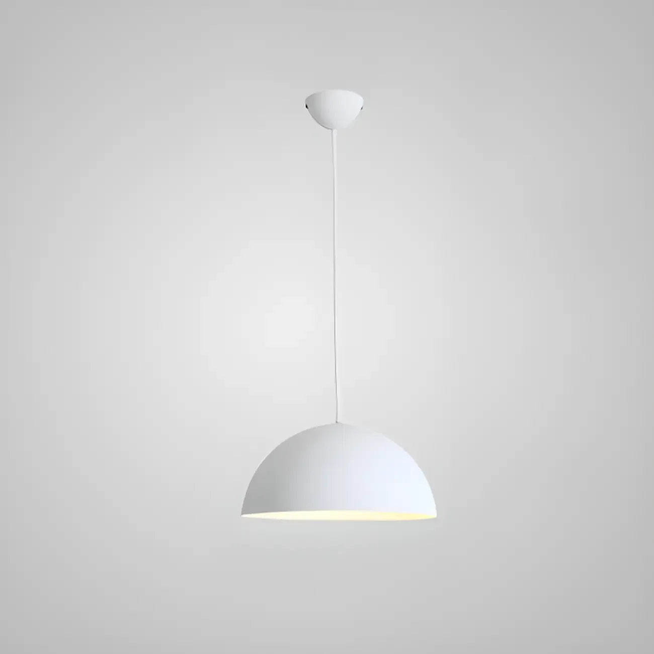 Suspension industrielle en aluminium noir pour restaurant
