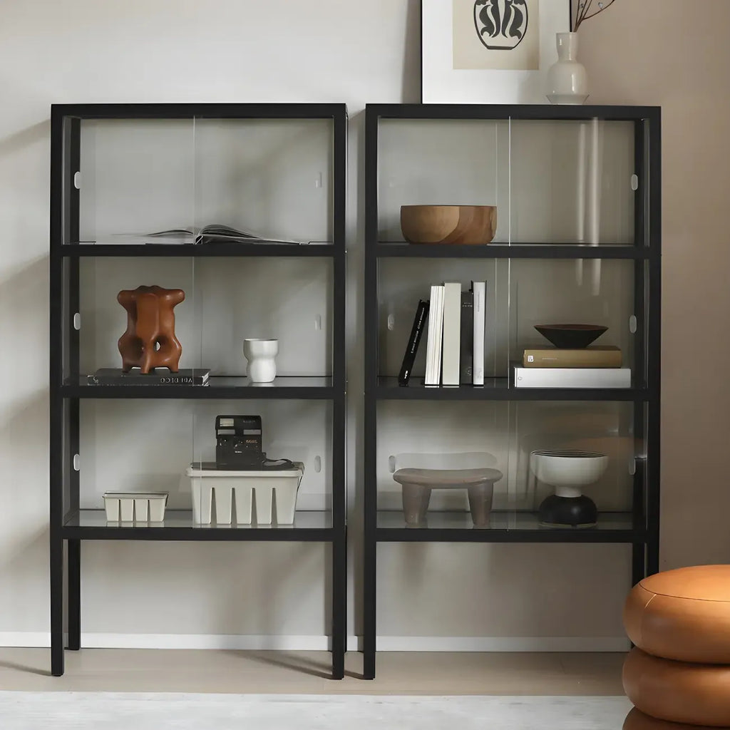 Vitrine moderne en verre noir avec cadre en métal