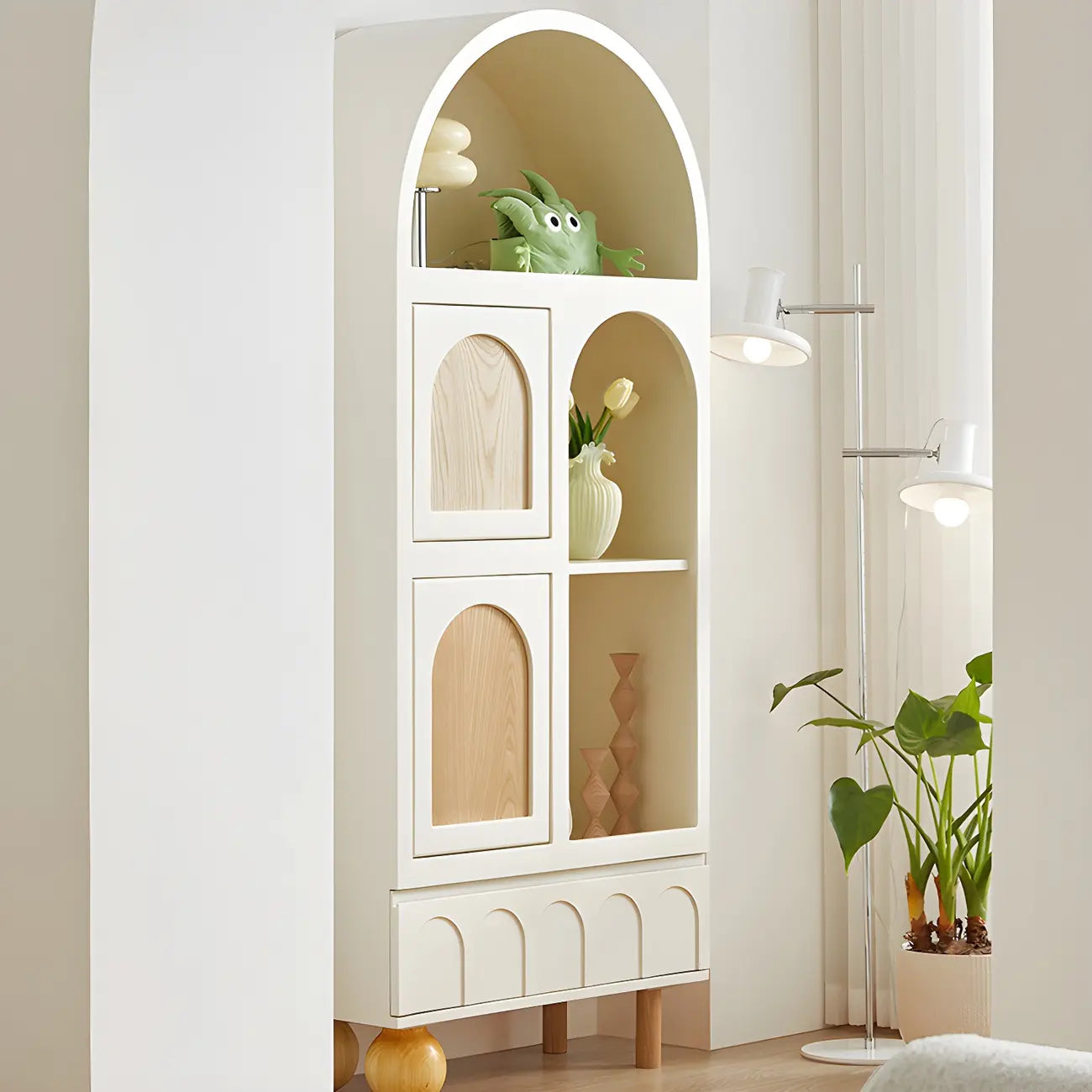 Vitrine de rangement ouverte moderne en bois blanc avec arc, style moderne