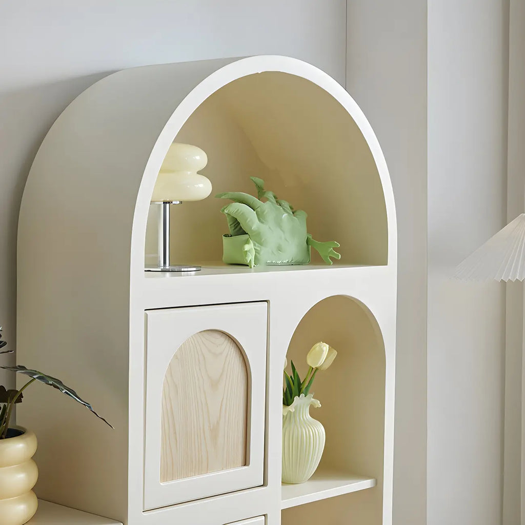Vitrine de rangement ouverte moderne en bois blanc avec arc, style moderne