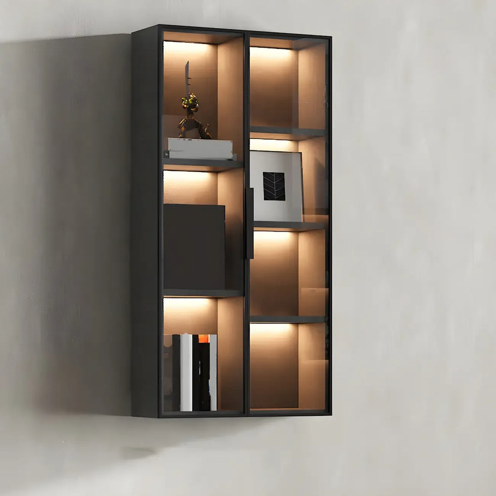 Vitrine murale en bois noir à plusieurs étagères