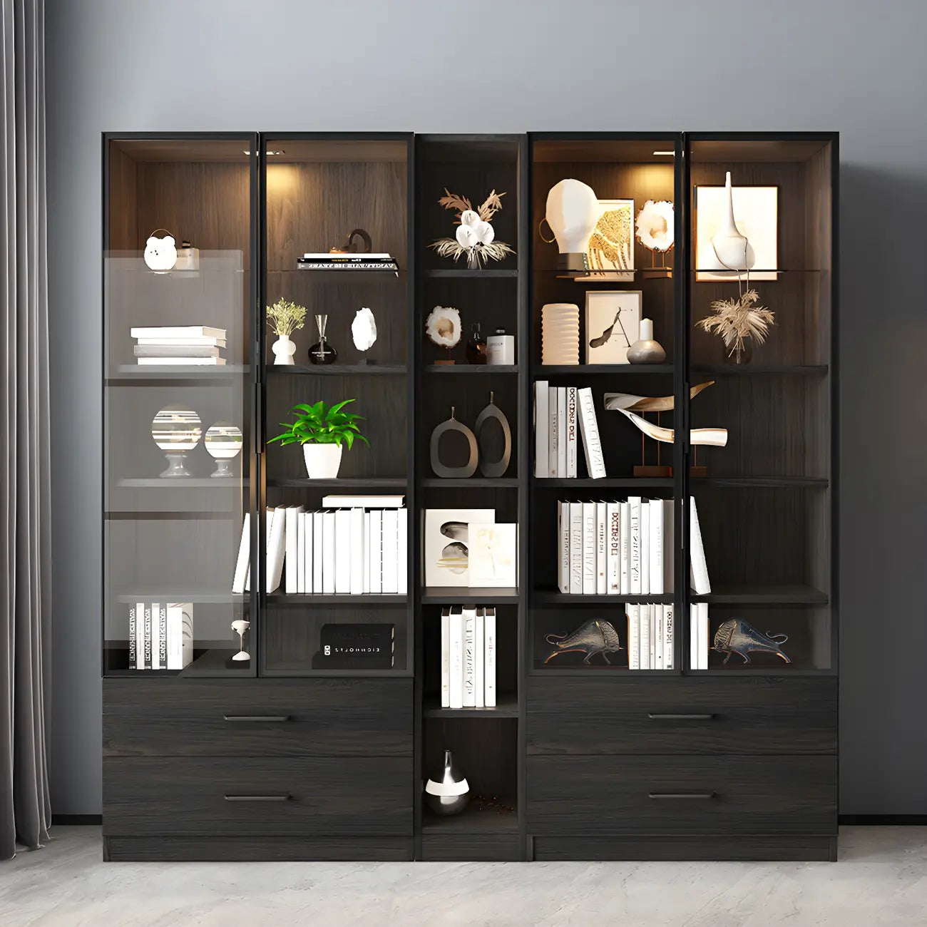 Grande vitrine en bois avec portes en verre noir et tiroirs