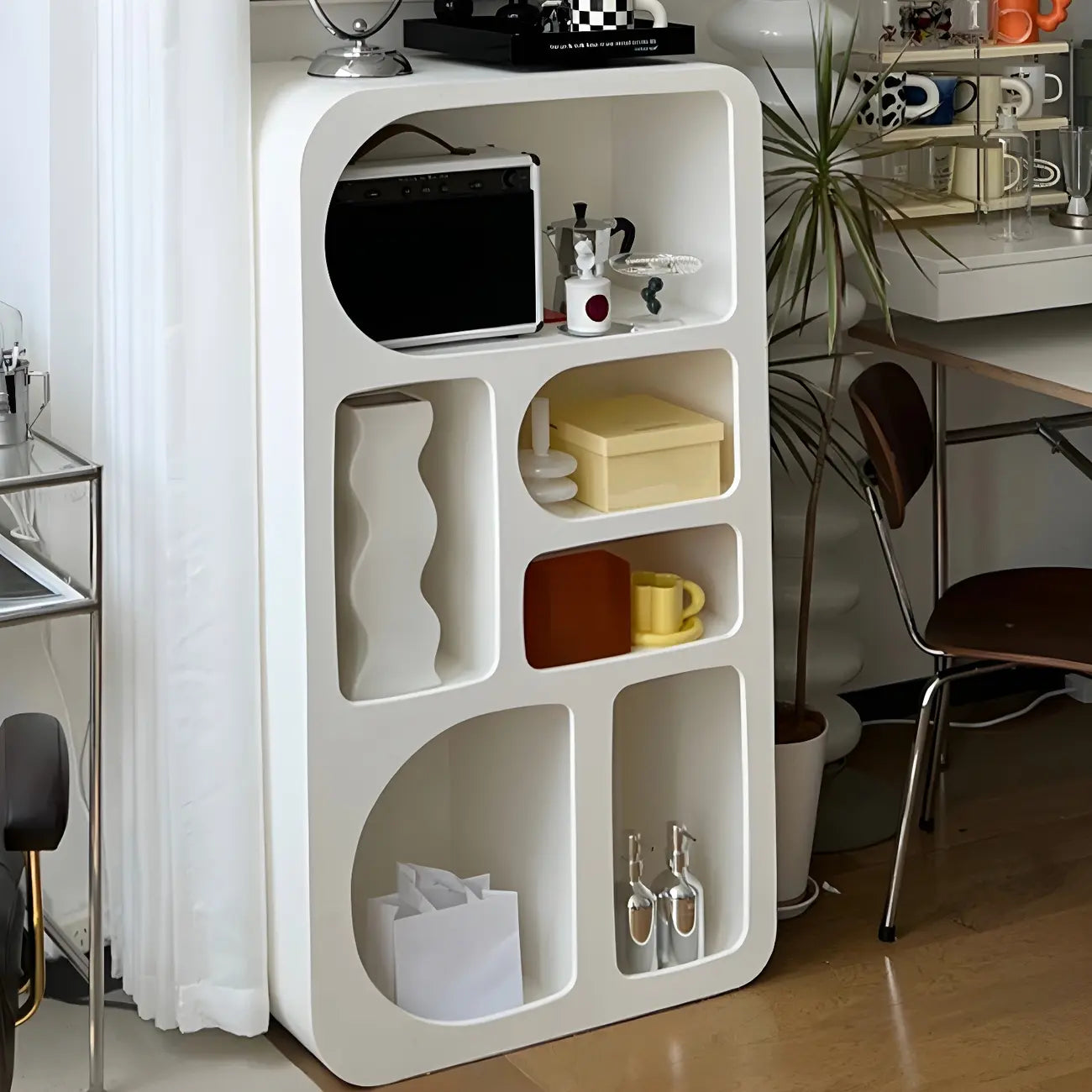 Vitrine de rangement ouverte contemporaine en bois blanc