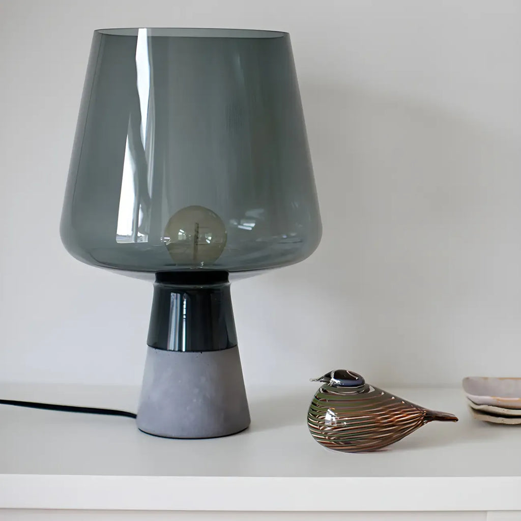 Lampe de table géométrique moderne en verre ambré pour chambre à coucher