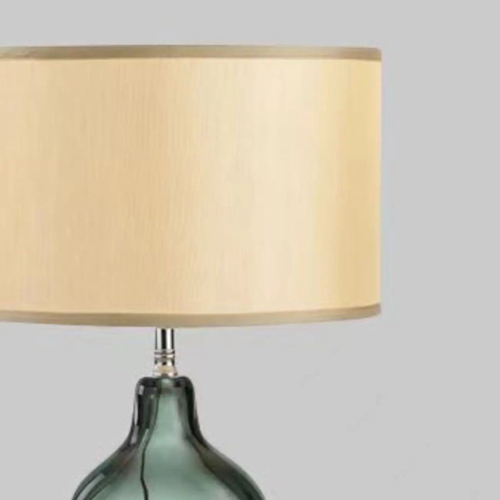 Lampe de table moderne géométrique en cristal pour usage résidentiel