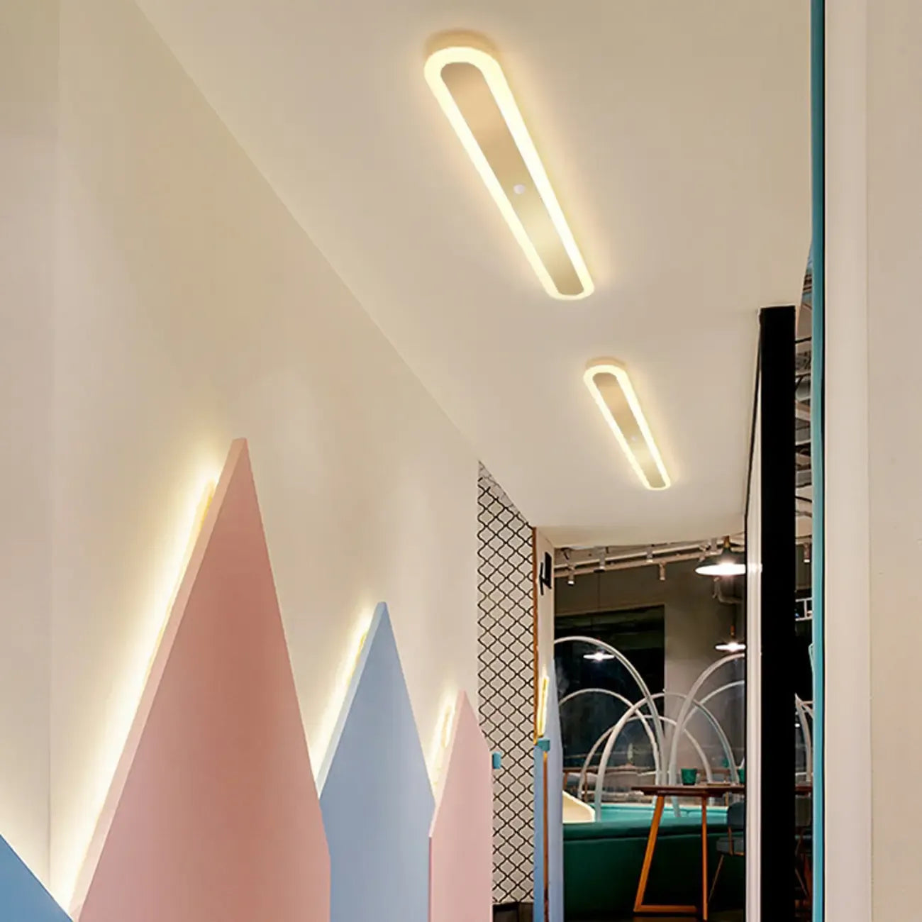 Plafonnier LED géométrique doré encastré pour salon