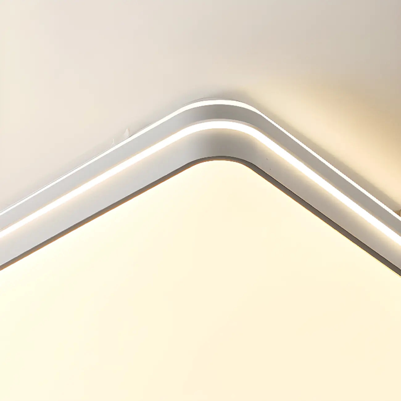 Plafonnier LED encastré à intensité variable avec abat-jour, idéal pour le salon