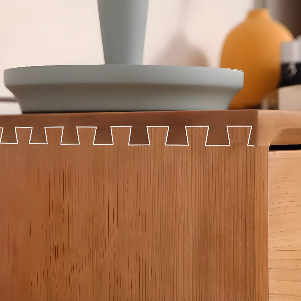 Commode double traditionnelle à 3 niveaux en bois naturel avec poignées dorées