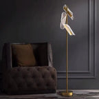 Lampadaire doré unique à 3 lumières, à intensité variable et tête orientable