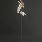 Lampadaire doré unique à 3 lumières, à intensité variable et tête orientable