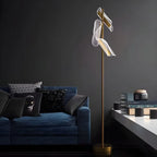 Lampadaire doré unique à 3 lumières, à intensité variable et tête orientable