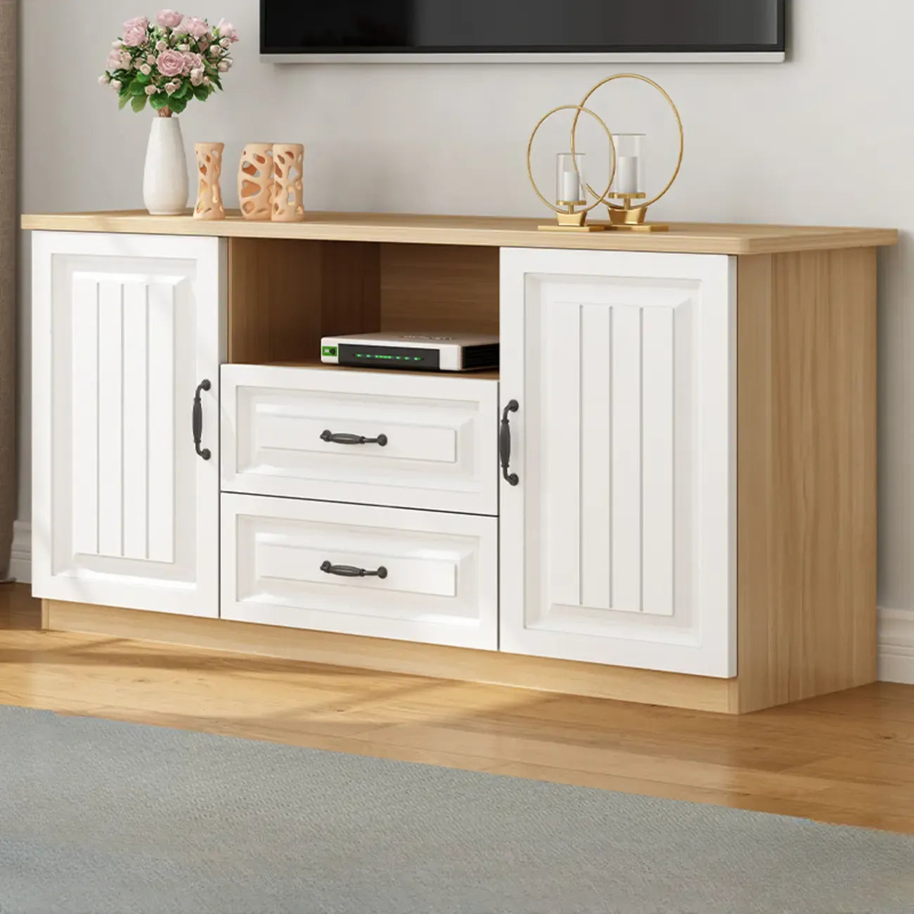 Meuble TV minimaliste en bois avec un grand espace de rangement pour une utilisation à domicile
