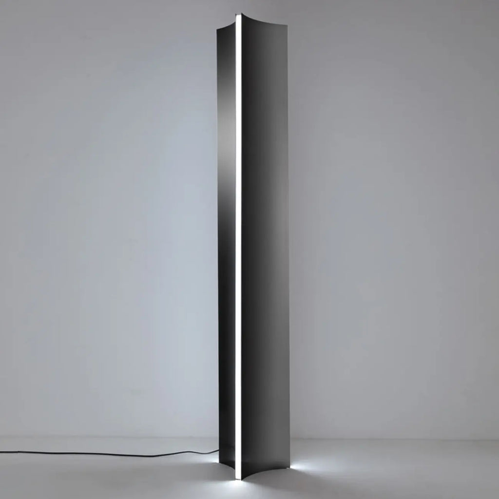 Lampadaire minimaliste en métal à intensité variable pour salon