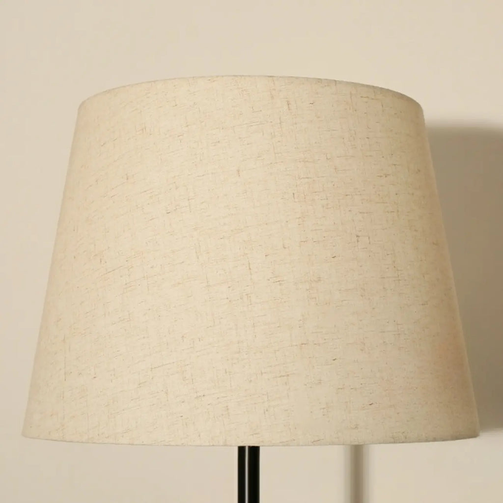 Lampadaire de table moderne en métal noir avec abat-jour en tissu beige