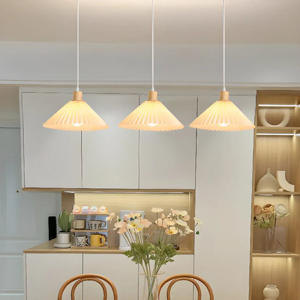 Suspension de cuisine moderne en tissu plissé beige