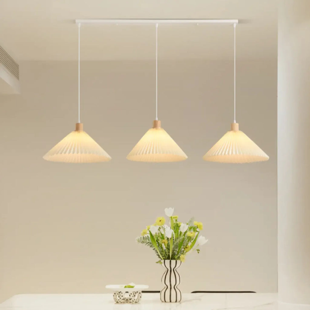 Suspension de cuisine moderne en tissu plissé beige