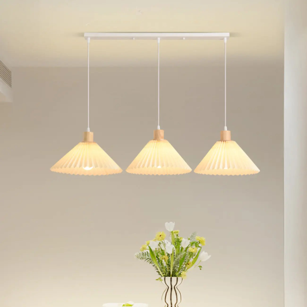 Suspension de cuisine moderne en tissu plissé beige