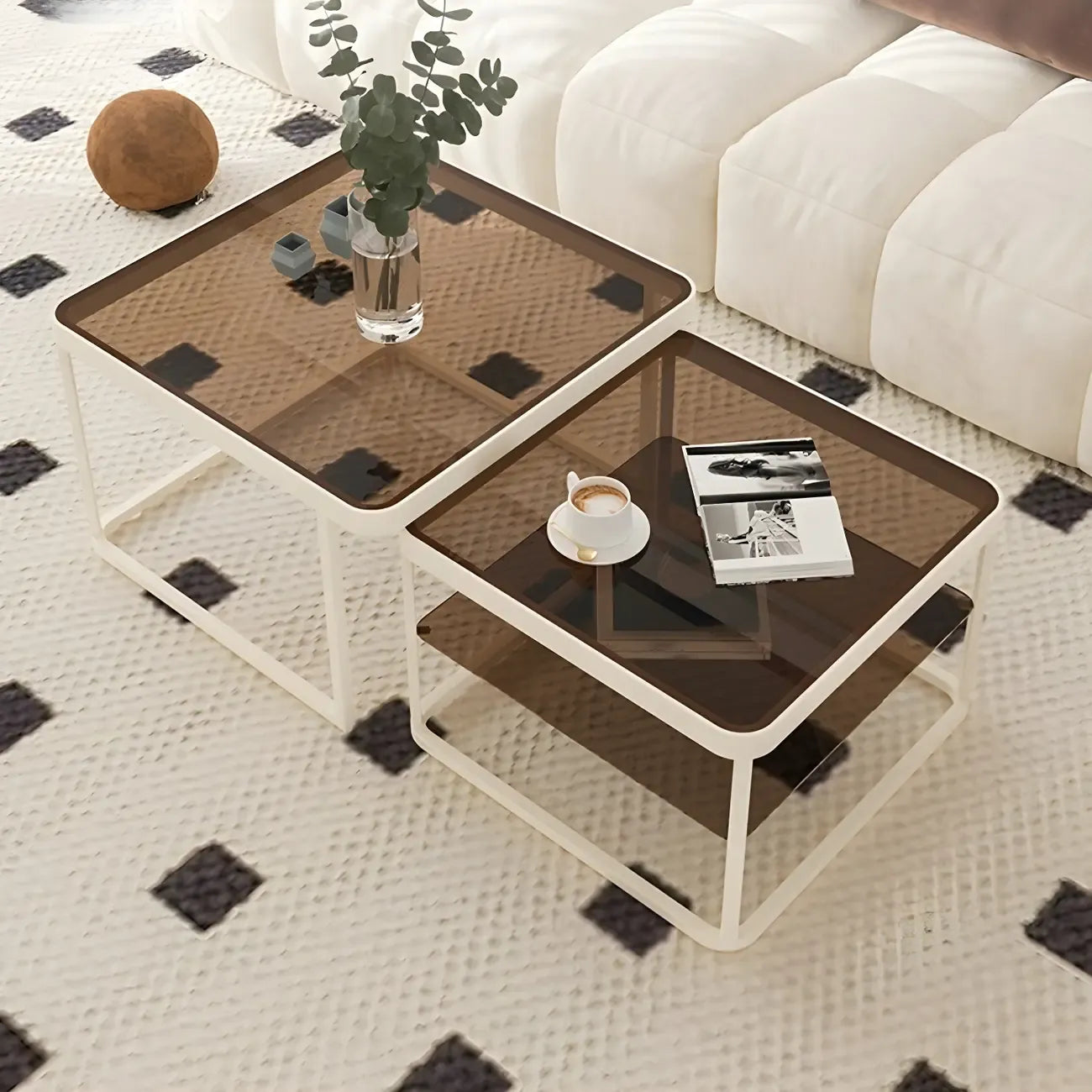 Table basse gigogne moderne en verre noir avec rangement